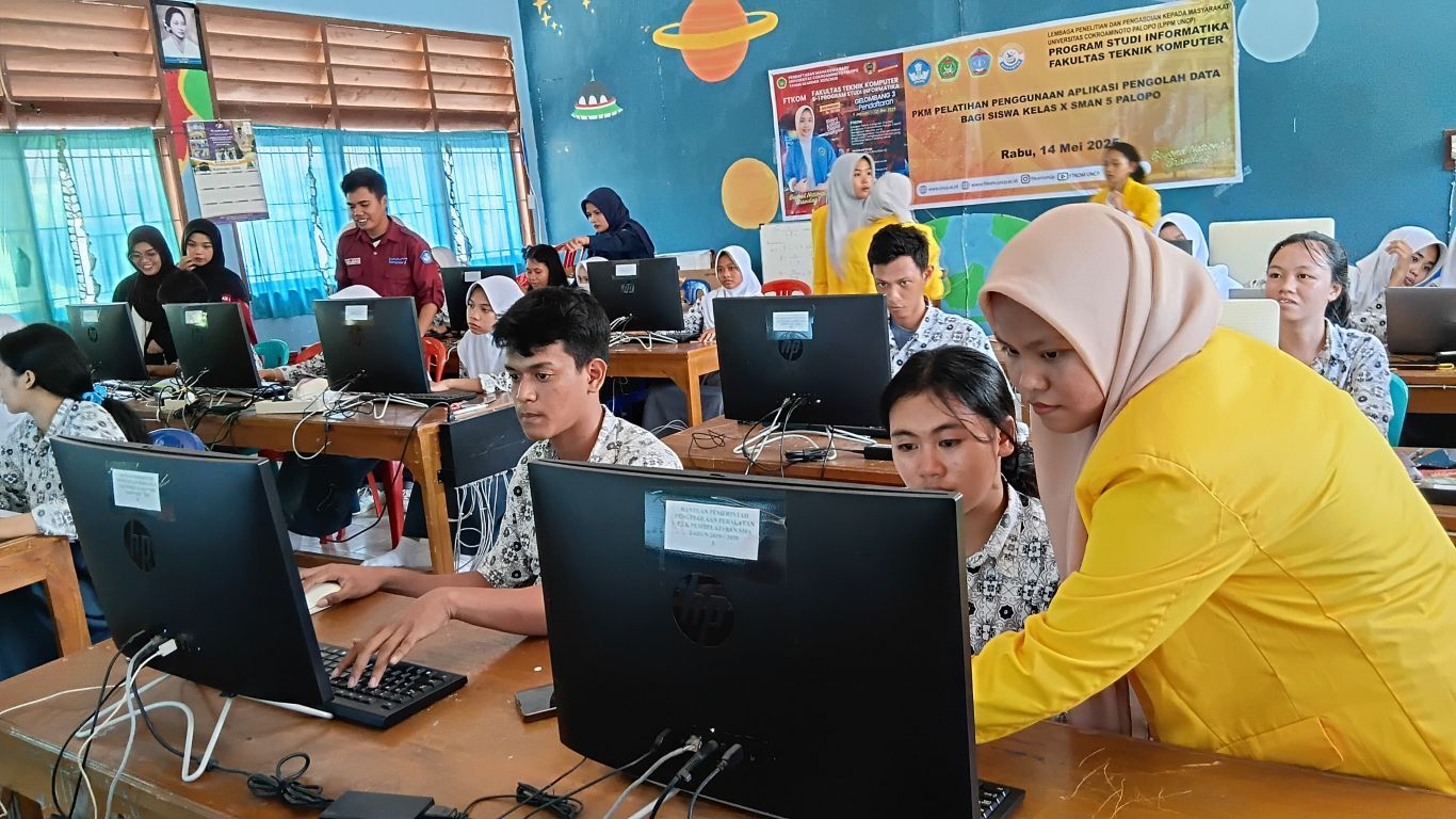 SMAN-5-Palopo-Rabu,-14-5-2025-(1)